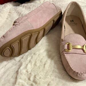 White Mountain Light Pink Loafers with Gold Accent